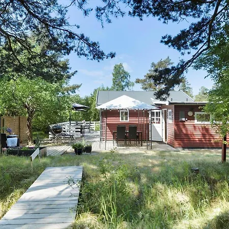 Dom wakacyjny 1493-aakirkeby-lyngvejen-30 *