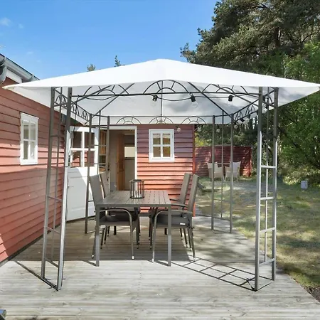 1493-aakirkeby-lyngvejen-30 * Vester Somarken