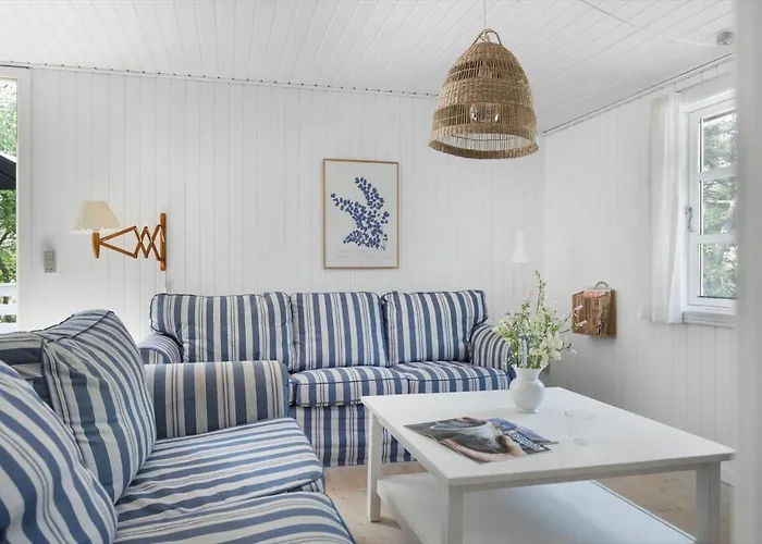 1493-aakirkeby-lyngvejen-30